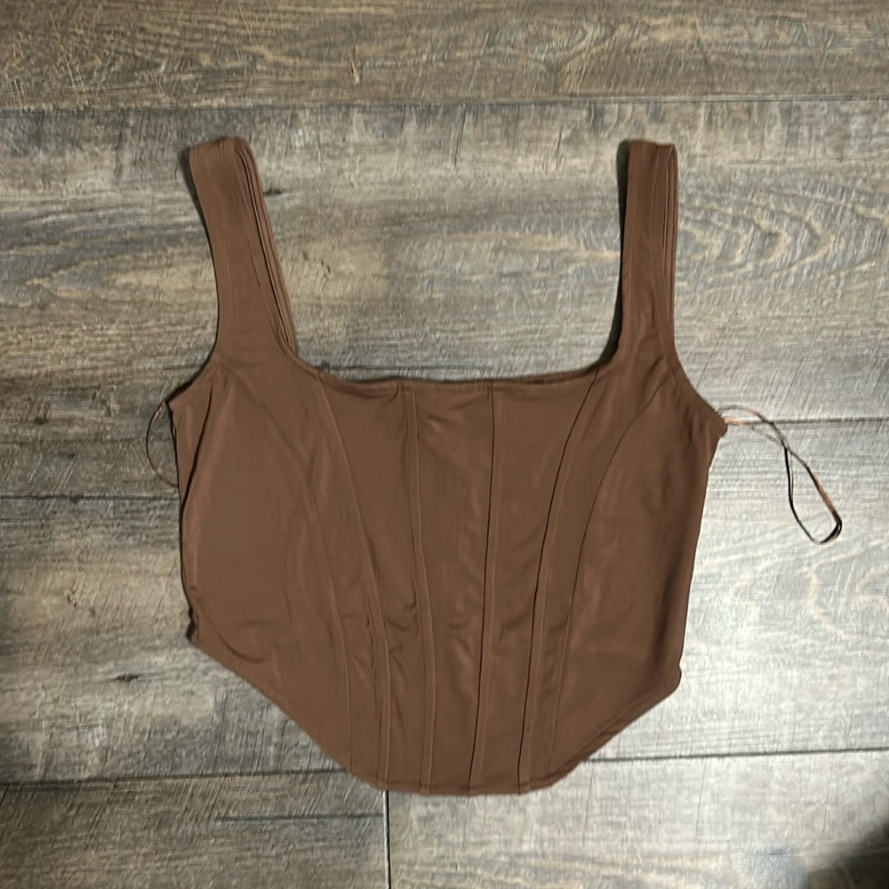 CORSET STYLE TOP WITH BACK ZIPPER